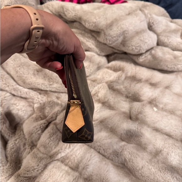 Louis Vuitton Brown and Tan Monogram Clutch - Picture 5 of 6